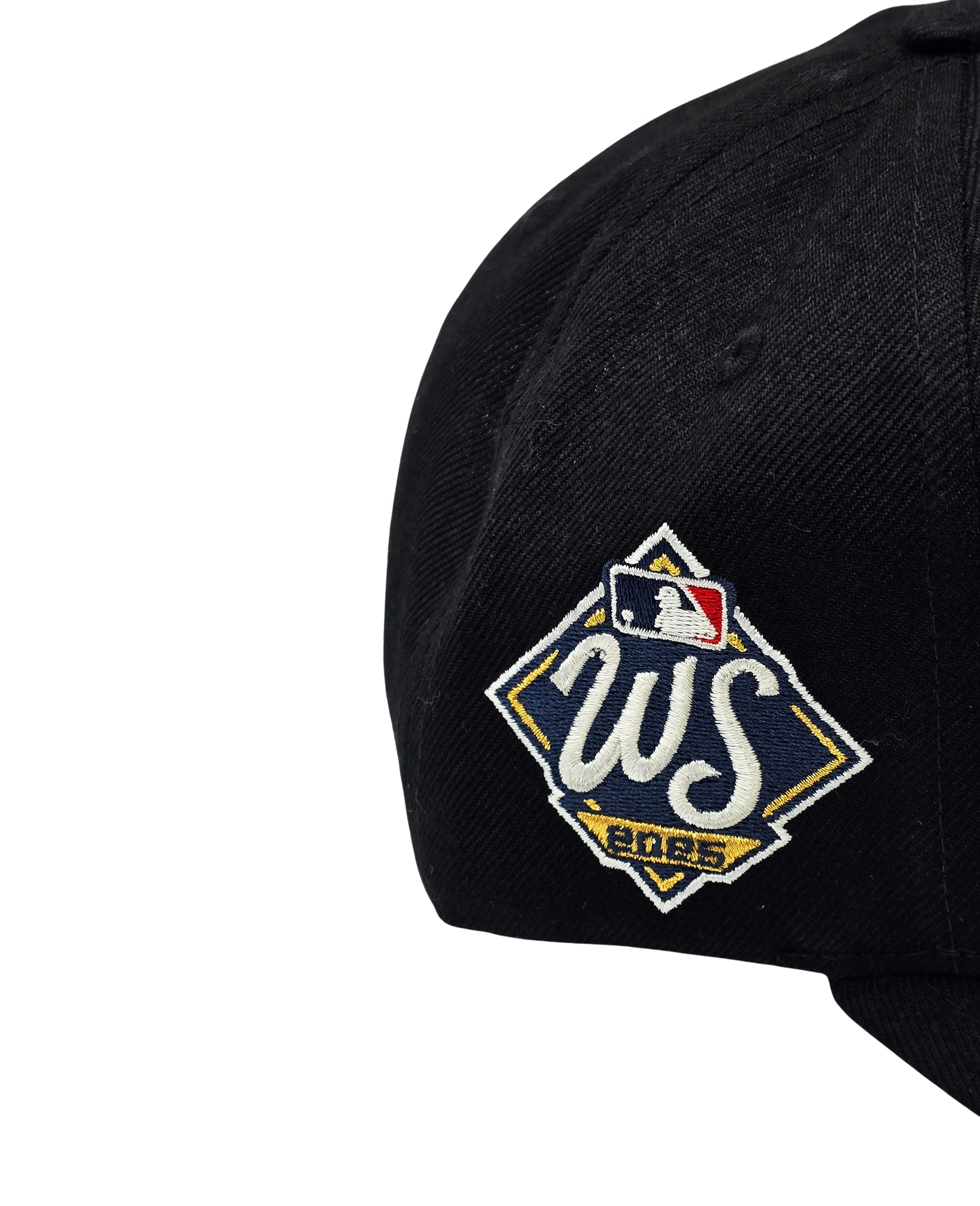 MITCHELL & NESS MLB TORONTO BLUE JAYS WORLD SERIES 2025 BLACK/GOLD SNAPBACK CAP