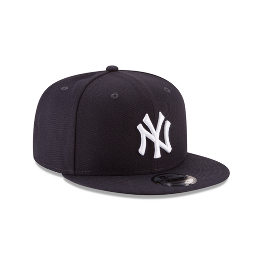 MEN'S NEW ERA MLB 9FIFTY NEW YORK YANKEES NAVY BLUE & WHITE SNAPBACK HAT