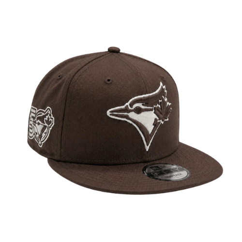 MEN'S NEW ERA MLB BROWN & WHITE TORONTO BLUE JAYS 50TH SEASON PATCH 9FIFTY SNAPBACK HAT