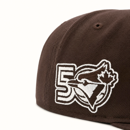 MEN'S NEW ERA MLB BROWN & WHITE TORONTO BLUE JAYS 50TH SEASON PATCH 9FIFTY SNAPBACK HAT