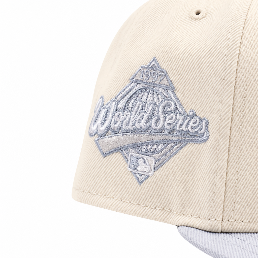 NEW ERA 9FIFTY TORONTO BLUE JAYS 1992 WORLD SERIES OFF WHITE/CHROME GREY SNAPBACK HAT