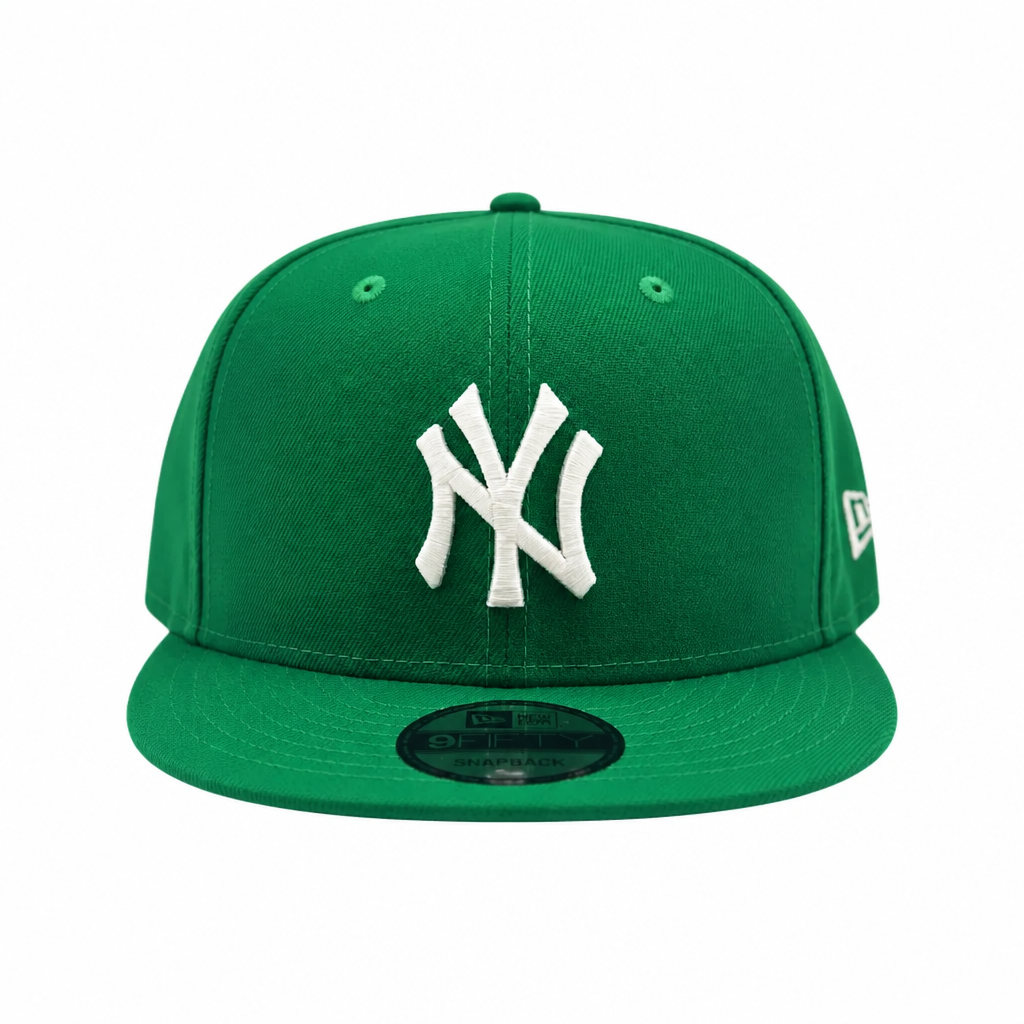 NEW ERA 9FIFTY NEW YORK YANKEES GREEN WITH WHITE LOGO SNAPBACK HAT