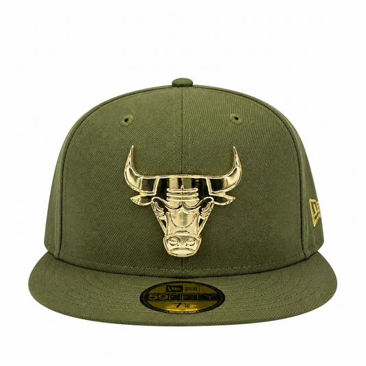 MEN'S NEW ERA 59FIFTY CHICAGO BULLS OLIVE/METAL BADGE FITTED HAT
