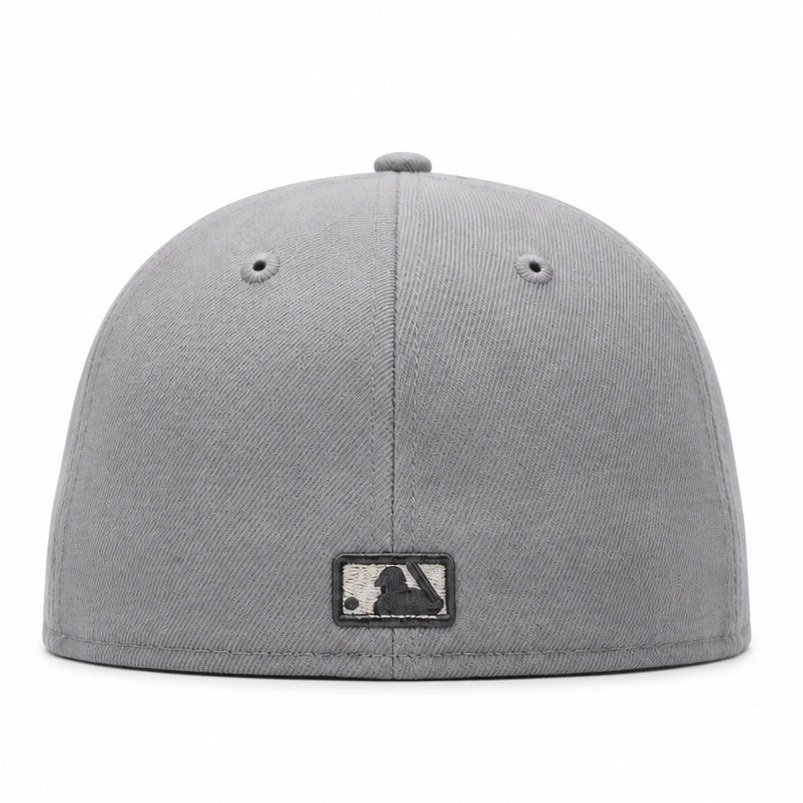 NEW ERA 59FIFTY NEW YORK YANKEES GREY/SILVER METAL BADGE FITTED HAT
