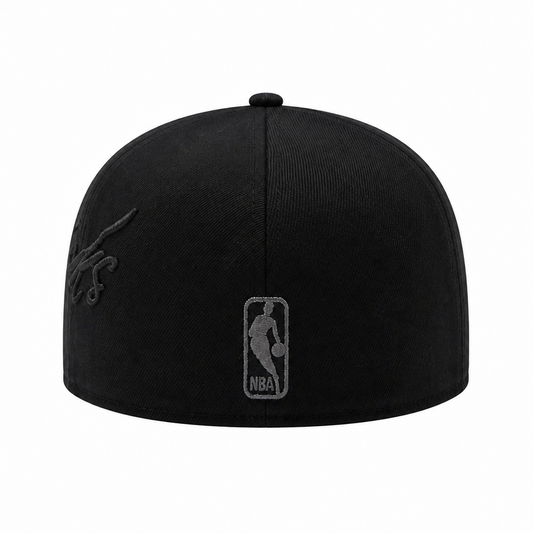 NEW ERA 59FIFTY NBA NEW YORK KNICKS BLACK & GREY FITTED HAT