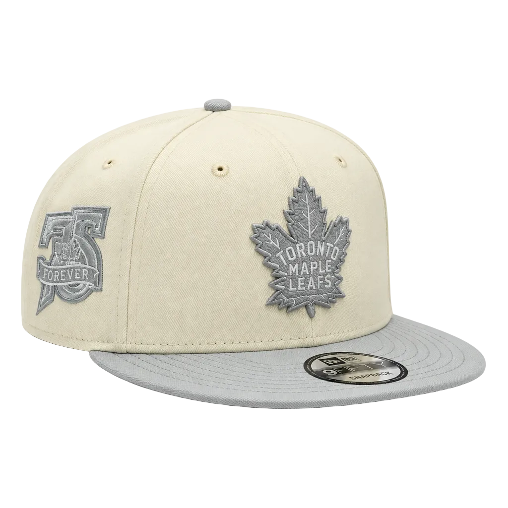 NEW ERA 9FIFTY NHL TORONTO MAPLE LEAFS CHROME SNOW GREY 75 FOREVER SNAPBACK HAT