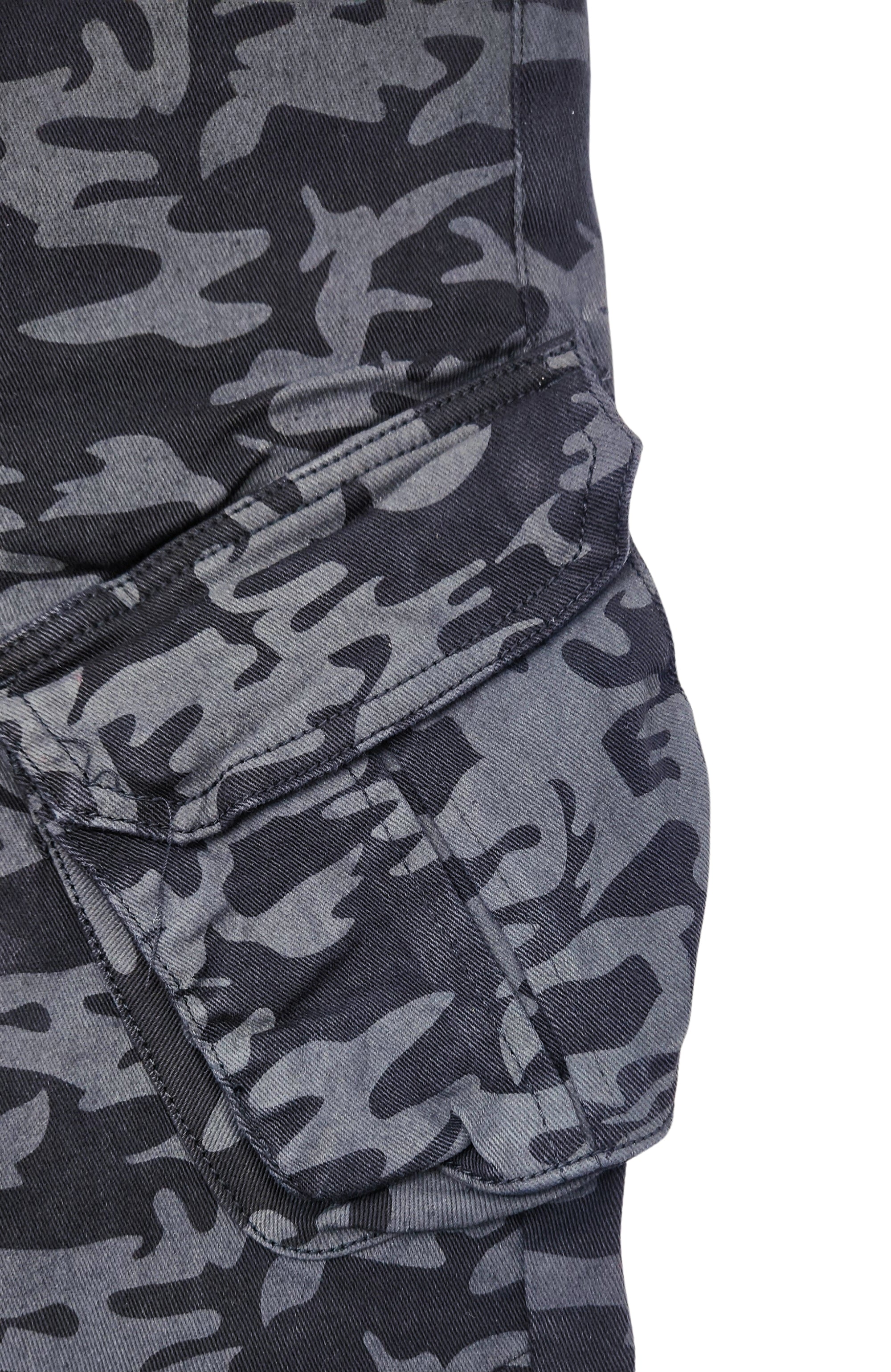 MEN'S ONE CULTURE CARGO DENIM JOGGER PANTS (BLACK CAMO)