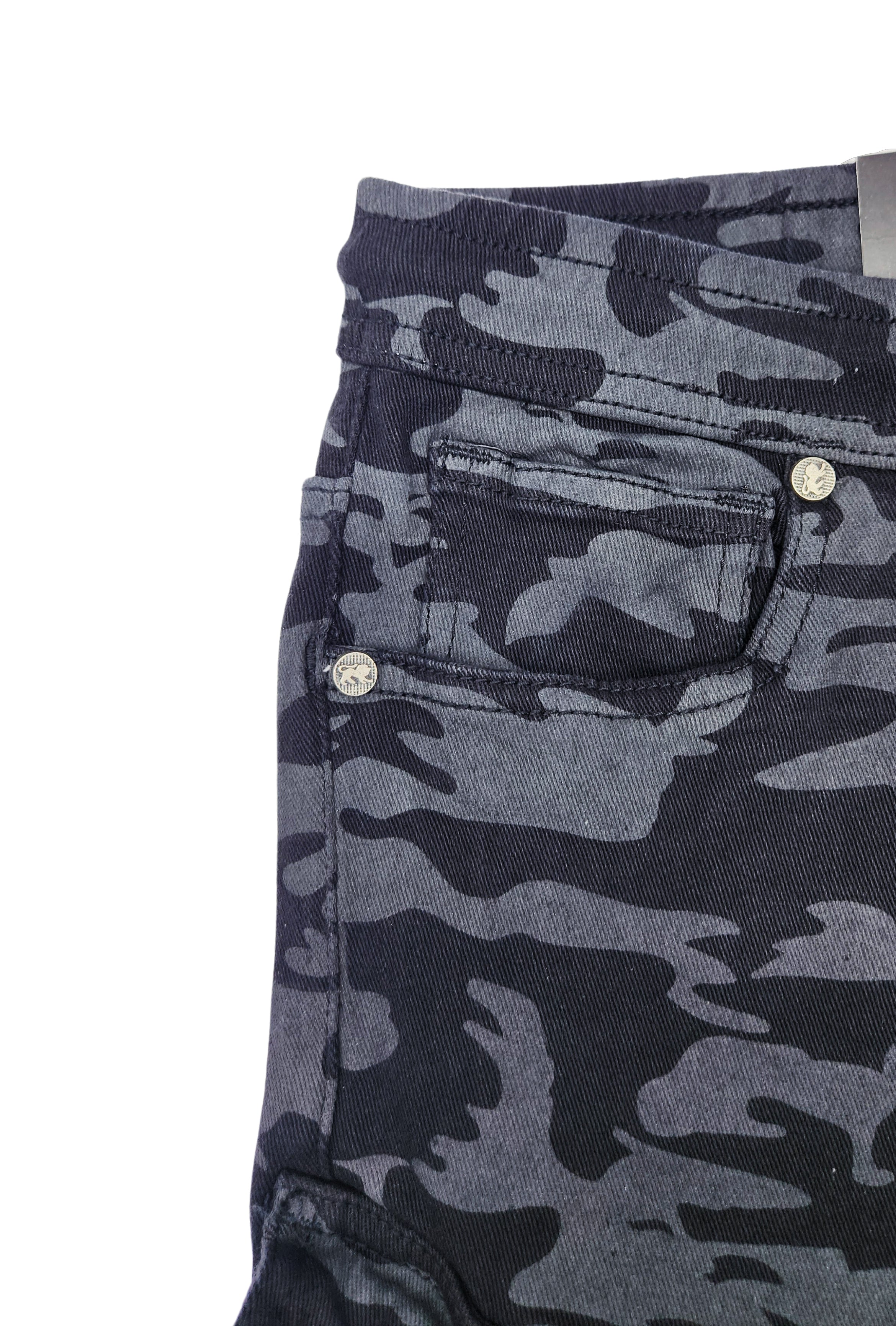 MEN'S ONE CULTURE CARGO DENIM JOGGER PANTS (BLACK CAMO)