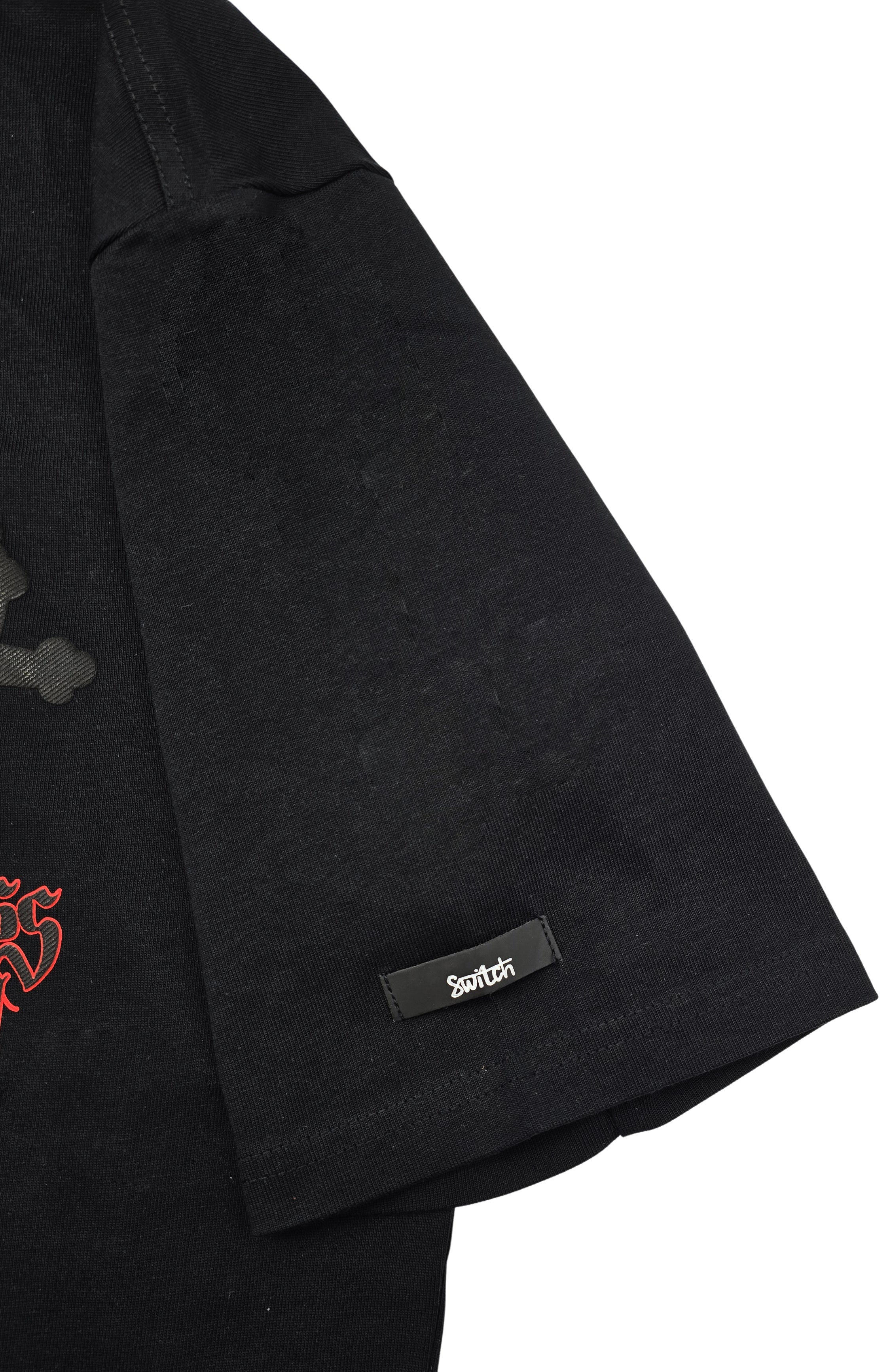 SWITCH MEN'S HELP DEATH DROP SHOULDER FEARLESS DOGS GRAPHIC T-SHIRT (BLACK)