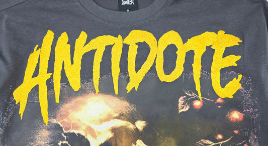 SWITCH MEN'S ANTIDOTE SKULL DROP SHOULDER GRAPHIC T-SHIRT (CHARCOAL)