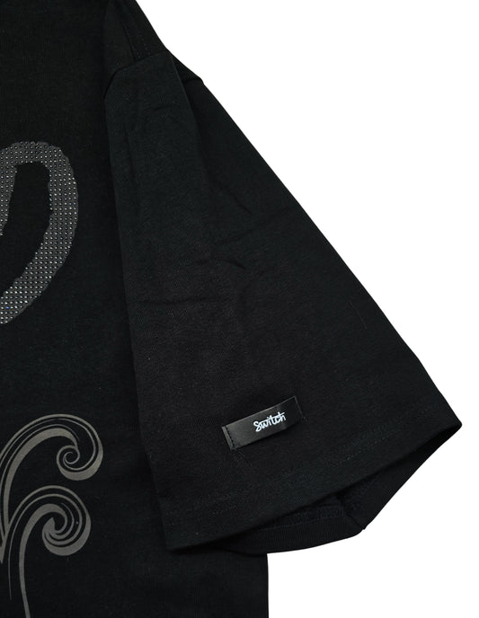 SWITCH MEN'S RHINESTONE MINERAL WASHED SKULL DROP SHOULDER GRAPHIC T-SHIRT (BLACK)