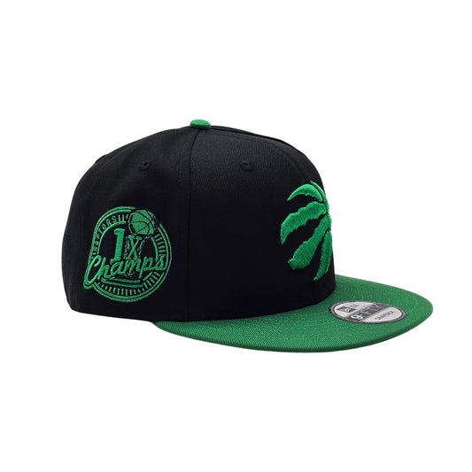 NEW ERA 9FIFTY NBA TORONTO RAPTORS 1X CHAMPS BLACK KELLY GREEN SNAPBACK HAT