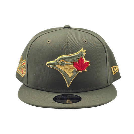 NEW ERA 9FIFTY MLB TORONTO BLUE JAYS 20TH ANNIVERSARY OLIVE GREEN & GOLD SNAPBACK HAT