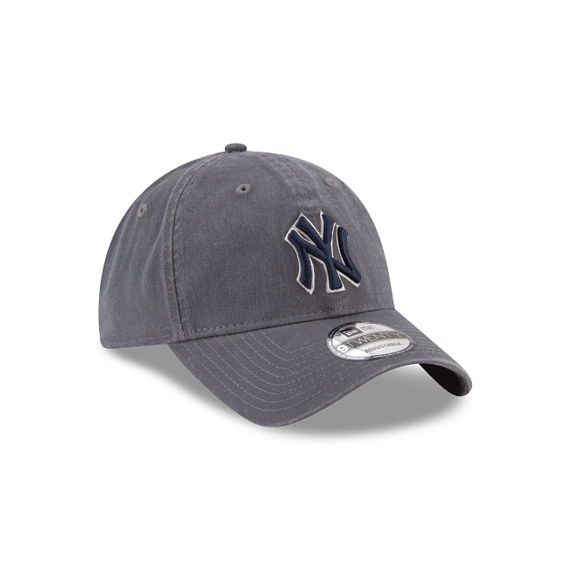 MEN'S NEW ERA MLB CORE CLASSIC 2 9TWENTY NEW YORK YANKEES GREY & BLACK STRAPBACK CAP