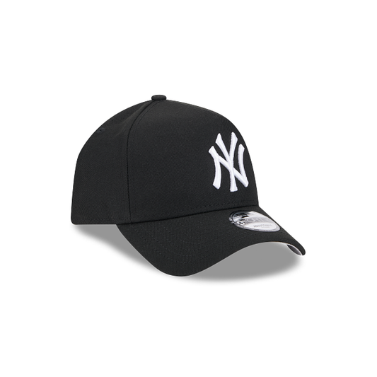 MEN'S NEW ERA MLB 9FORTY A-FRAME NEW YORK YANKEES BLACK & WHITE SNAPBACK HAT