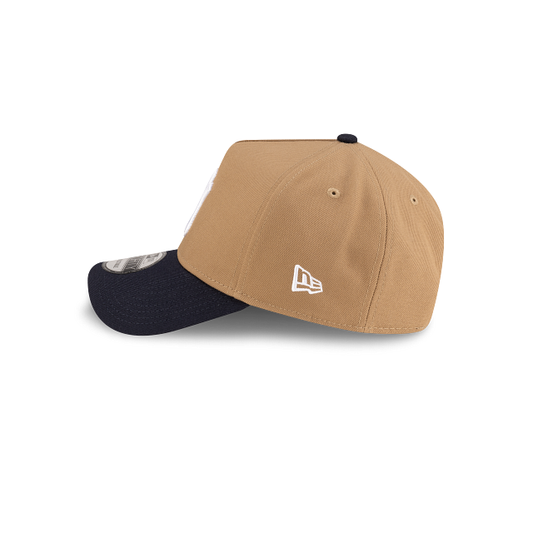 MEN'S NEW ERA MLB 9FORTY CHASE A-FRAME NEW YORK YANKEES KHAKI & NAVY BLUE SNAPBACK HAT