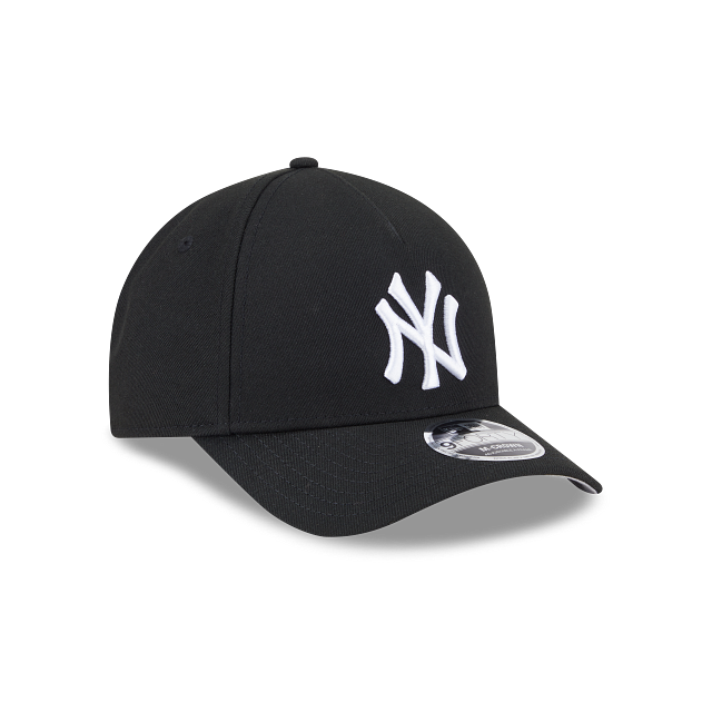 MEN'S NEW ERA MLB 9FORTY M-CROWN A-FRAME NEW YORK YANKEES BLACK & WHITE SNAPBACK HAT