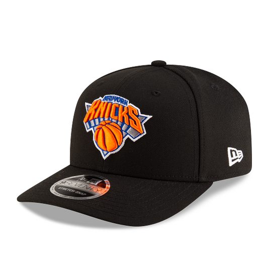 MEN'S NEW ERA NBA NEW YORK KNICKS 9SEVENTY STRETCH-SNAP BLACK SNAPBACK HAT