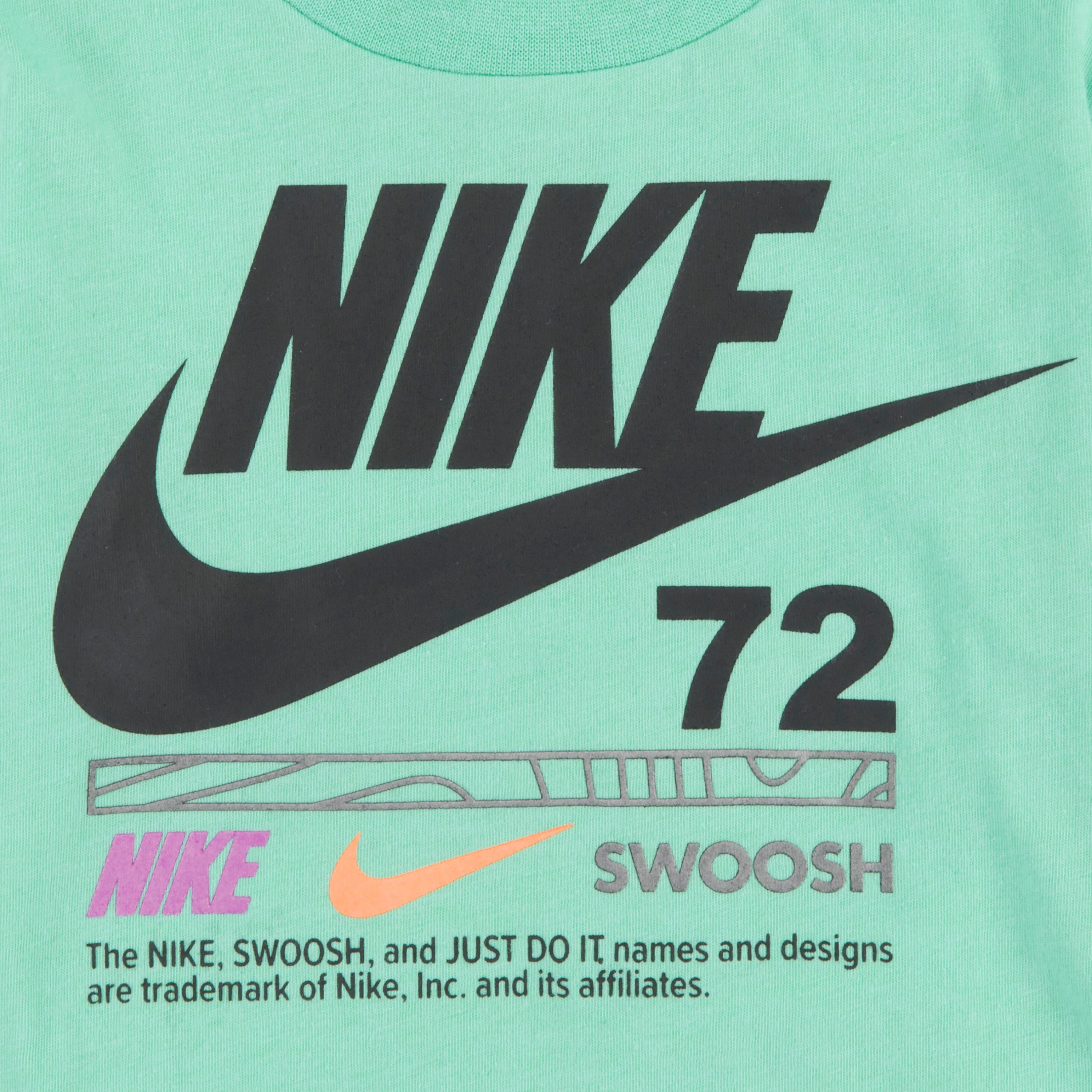 NIKE TODDLER ILLUMINATE LONG SLEEVE T-SHIRT & PANT SET (MINT GREEN/BLACK SIZE 2T-4T)
