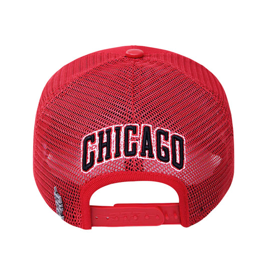 PRO STANDARD NBA CHICAGO BULLS RED TRUCKER SNAPBACK CAP