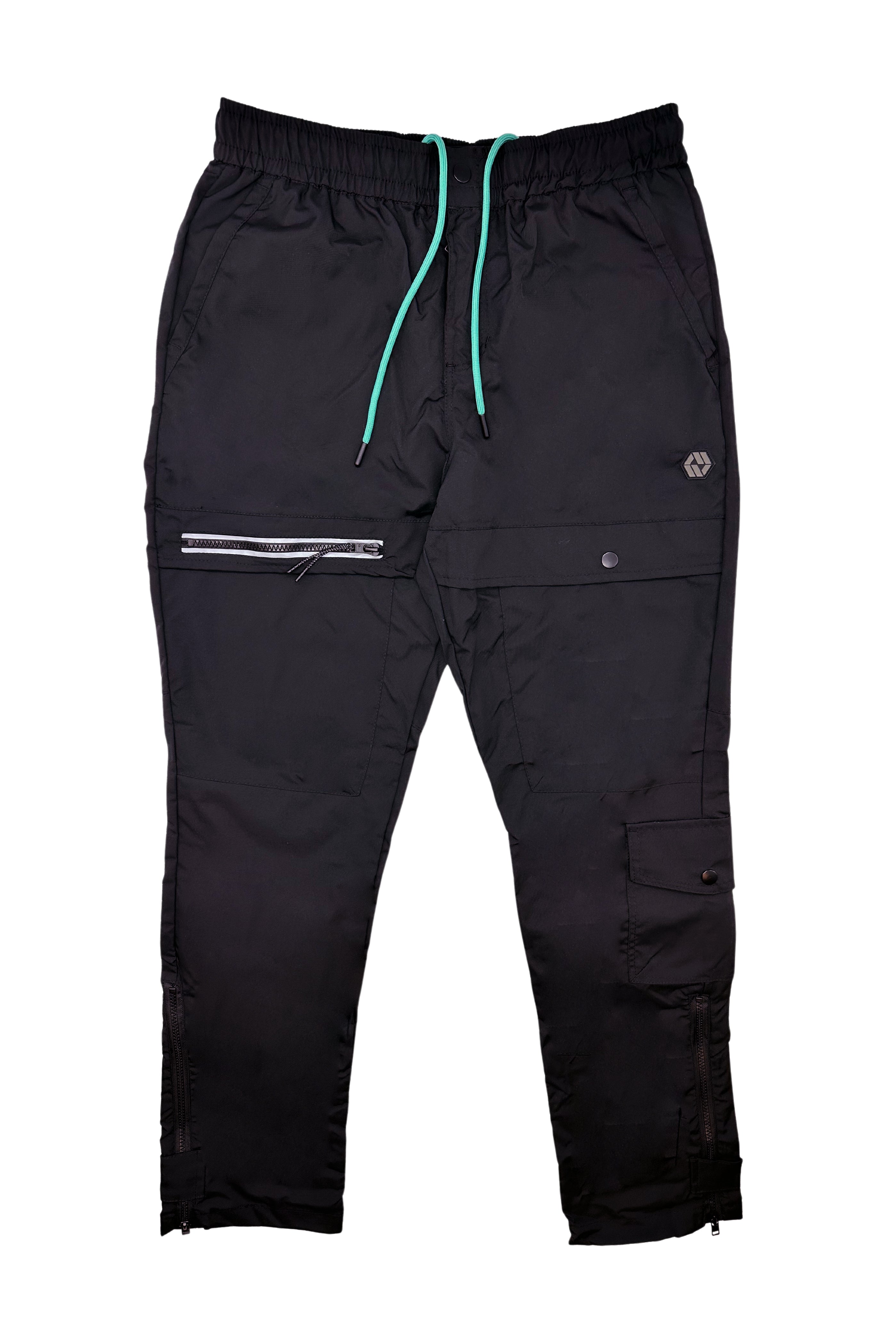 WT02 TECH WOVEN CARGO PANTS (BLACK)