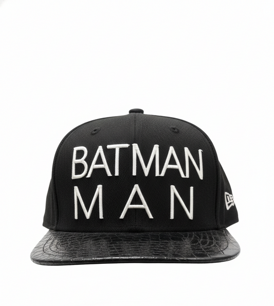 MEN'S NEW ERA DC COMICS' BATMAN ALL BLACK SNAPBACK HAT