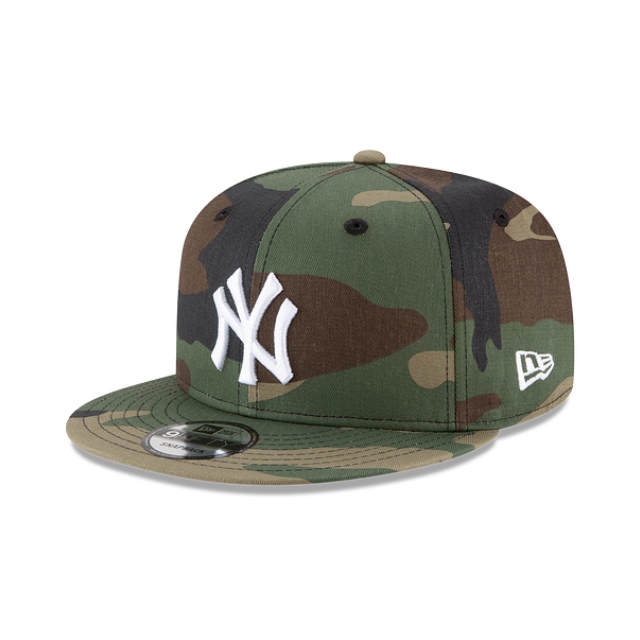 MEN'S 950 NEW YORK YANKEES CAMO SNAPBACK HAT