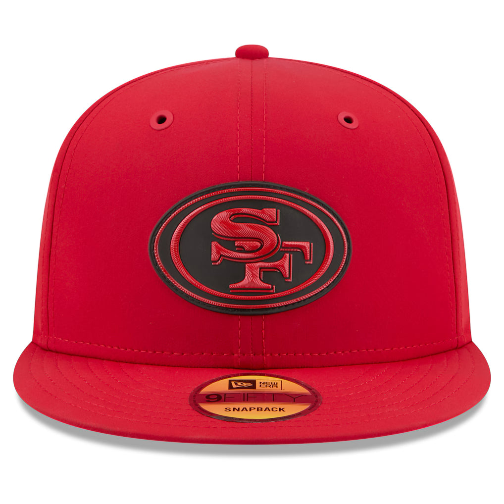 NEW ERA MEN'S 9FIFTY SCARLET SAN FRANCISCO 49ERS 2026 SIDELINE RED W/ BLACK SNAPBACK HAT